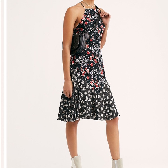 Show Stopper Printed Slip Dress - Picture 4 of 4